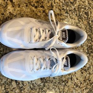 Nike Revolution 3 Running Shoes